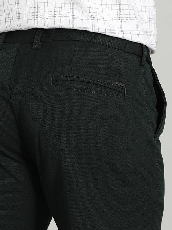 Indian Terrain Men's Slim Fit Solid Dark Green Trousers